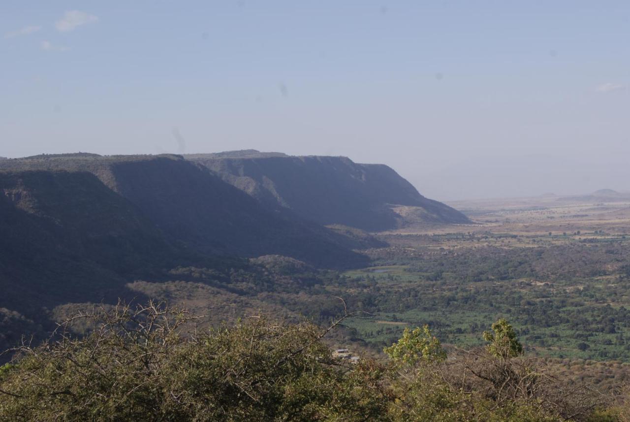 African Sunrise Lodge And Campsite Mto wa Mbu Eksteriør billede