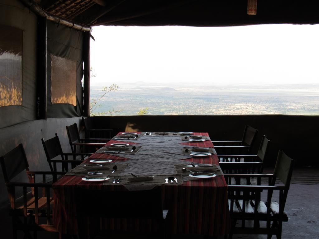 African Sunrise Lodge And Campsite Mto wa Mbu Eksteriør billede
