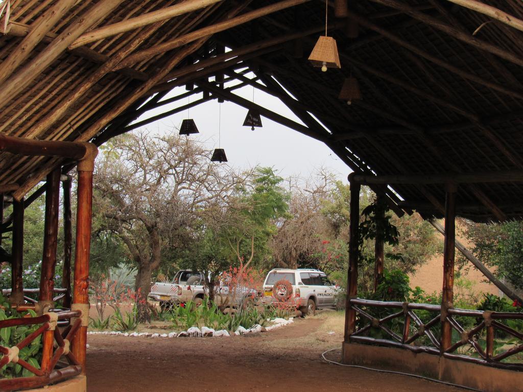 African Sunrise Lodge And Campsite Mto wa Mbu Eksteriør billede